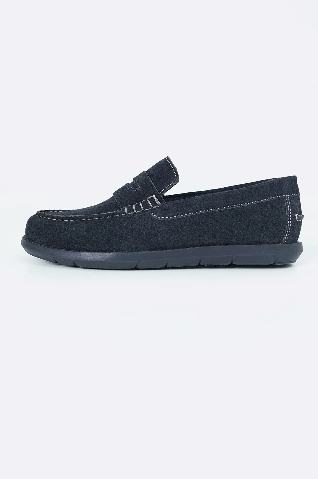 LIGHTWEIGHT SUEDE LOAFERS