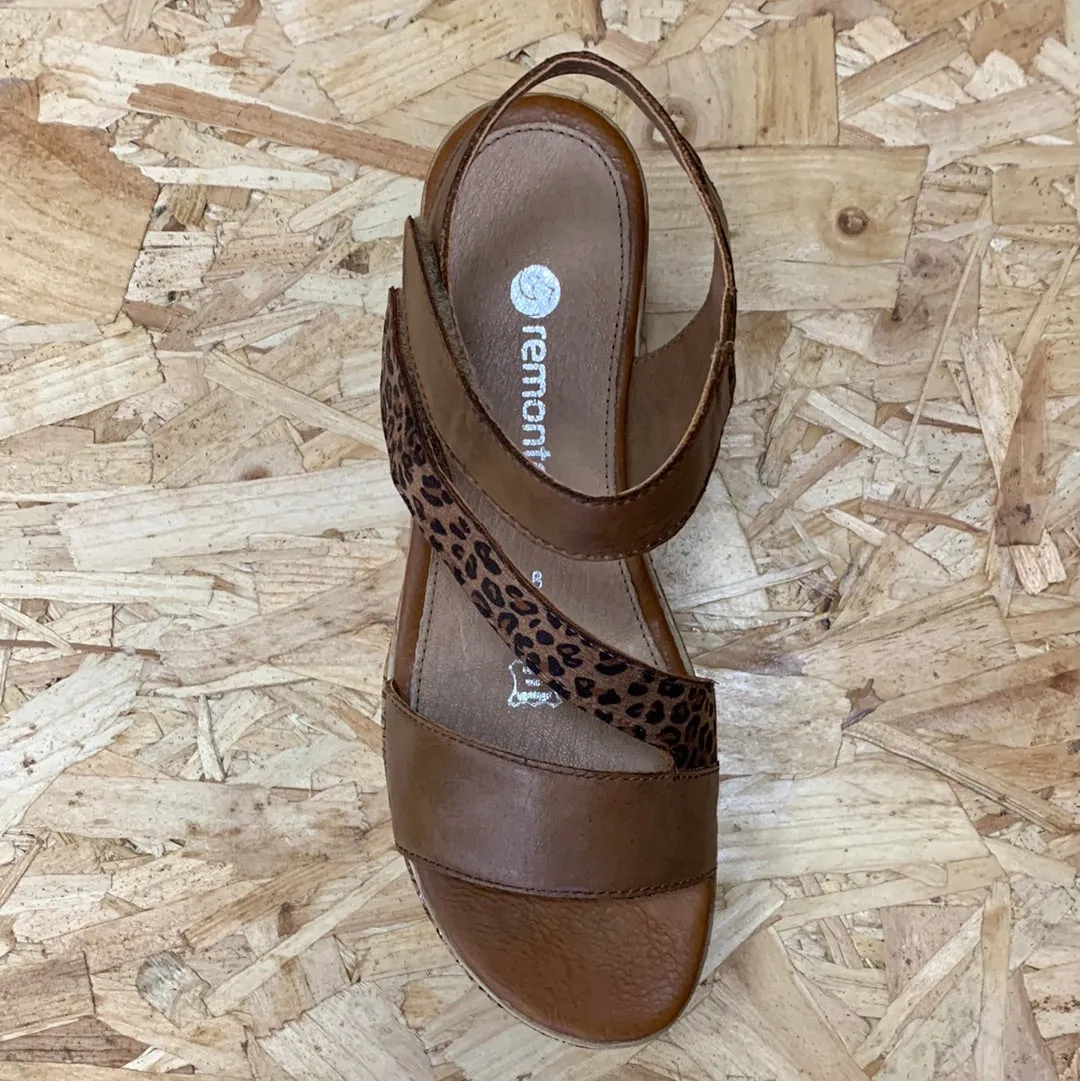 Remonte Womens Leather Fashion Sandal - Brown