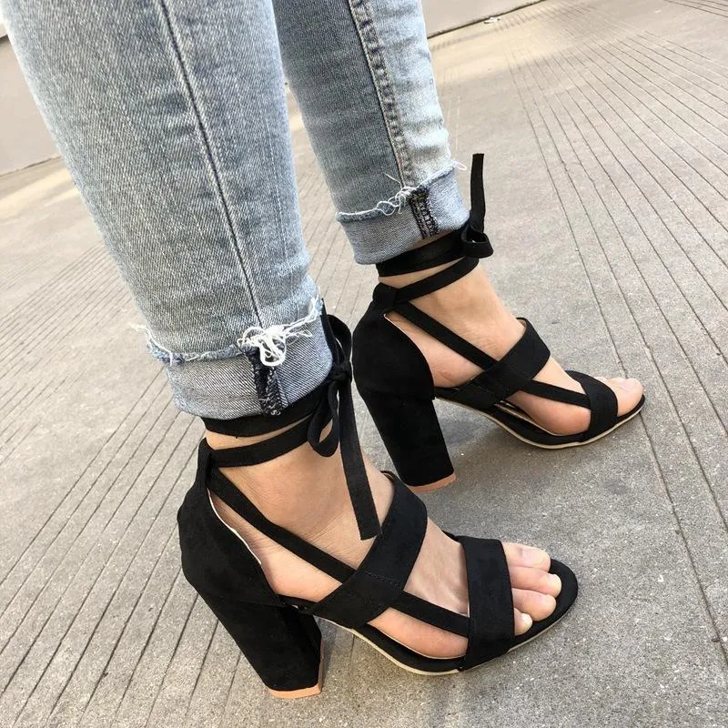 Women criss cross strappy lace up peep toe chunky heels